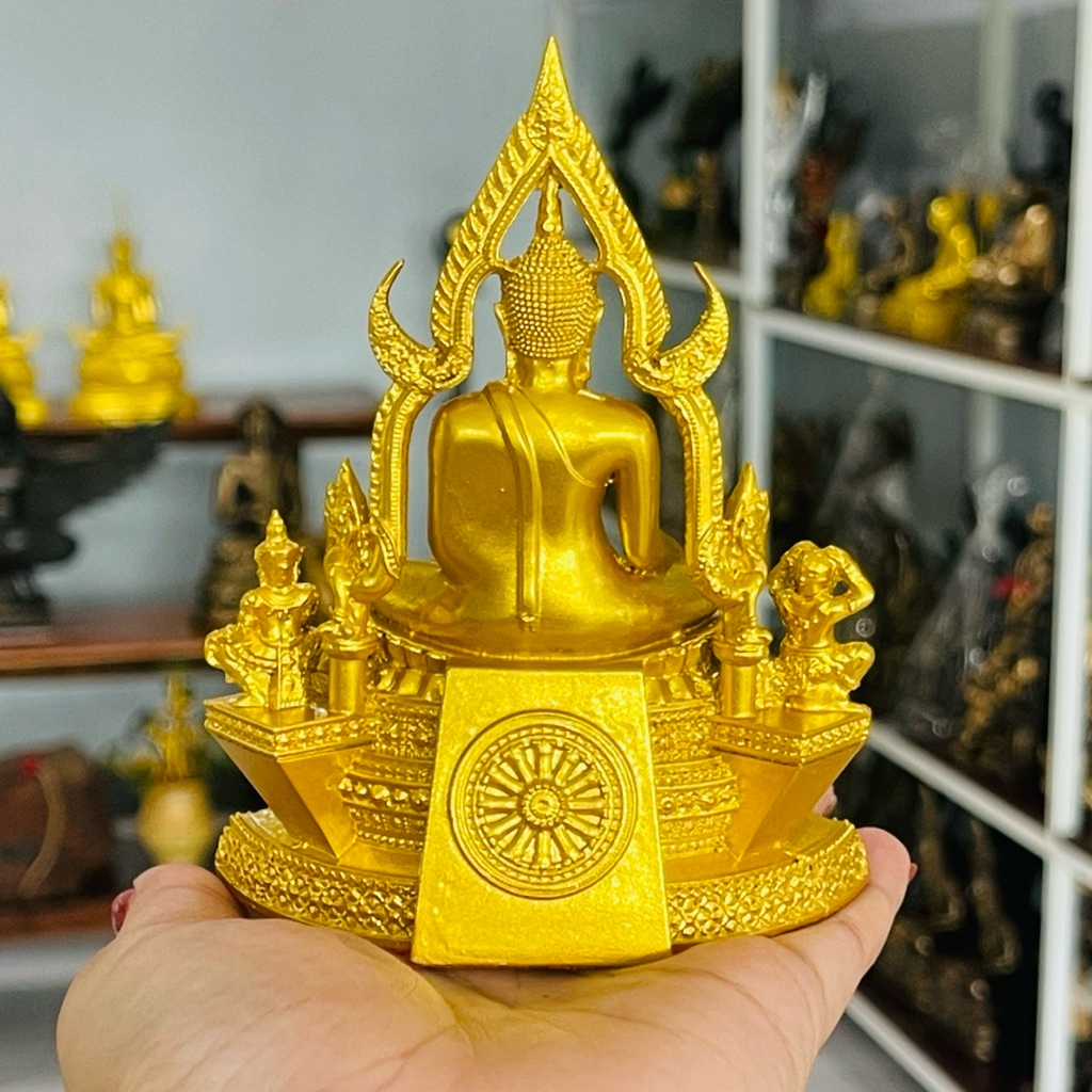 รูปสินค้า พระพุทธชินราช แร่เหล็กน้ำพี้ ขนาดเล็ก พร้อมเครื่องราง