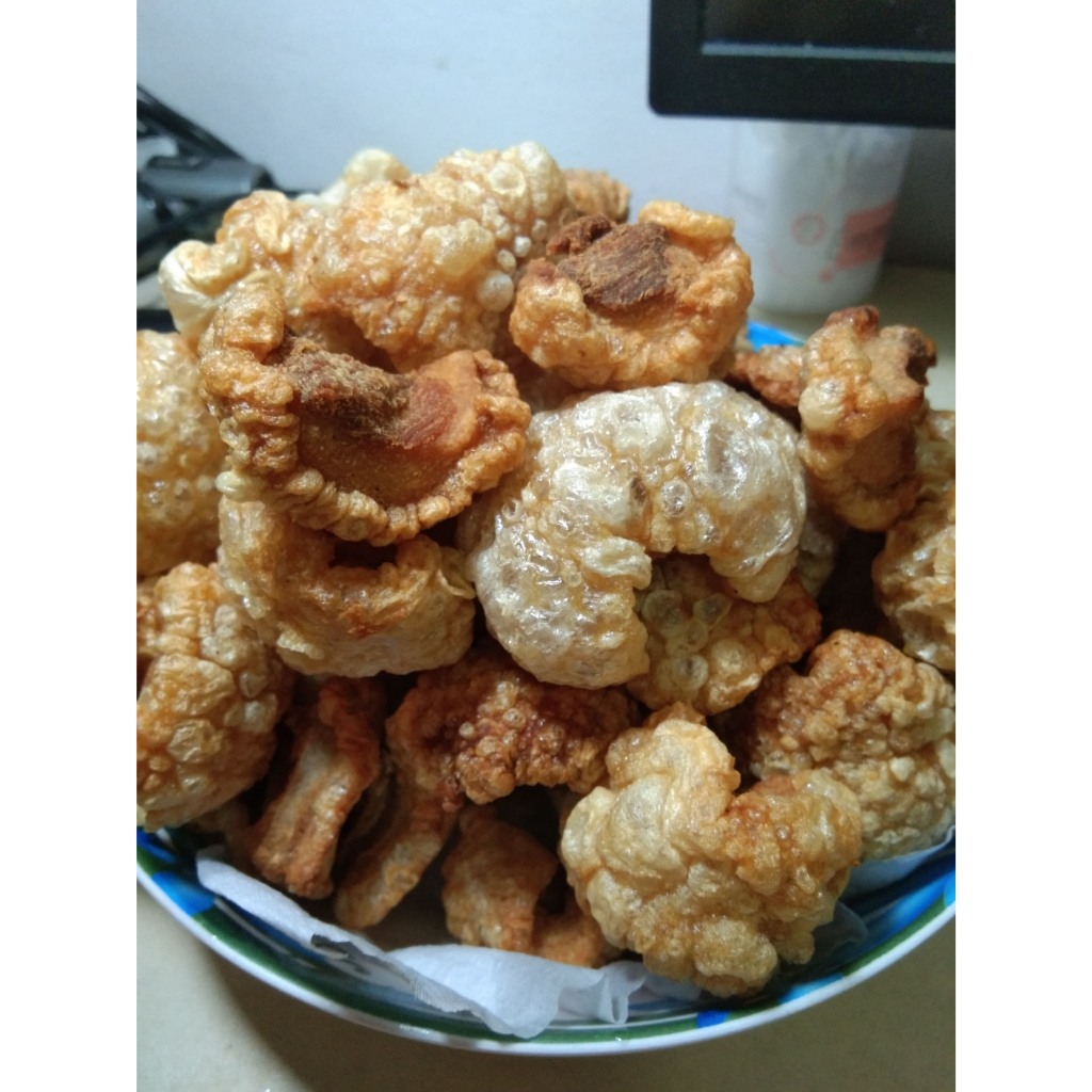 รูปสินค้า แคบหมูติดมัน ชิ้นเล็ก ของฝากลำปาง ทอดพร้อมทาน