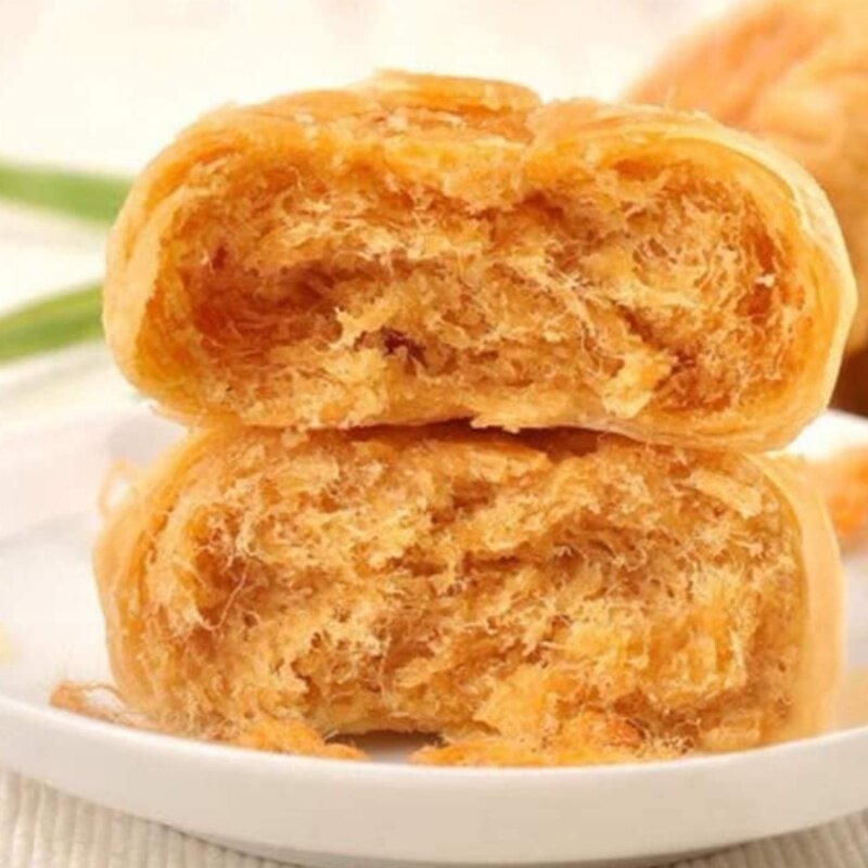 รูปสินค้า ขนมเปี๊ยะไก่หยองสูตรพิเศษ ไส้แน่นหอมถั่ว 48 ชิ้น