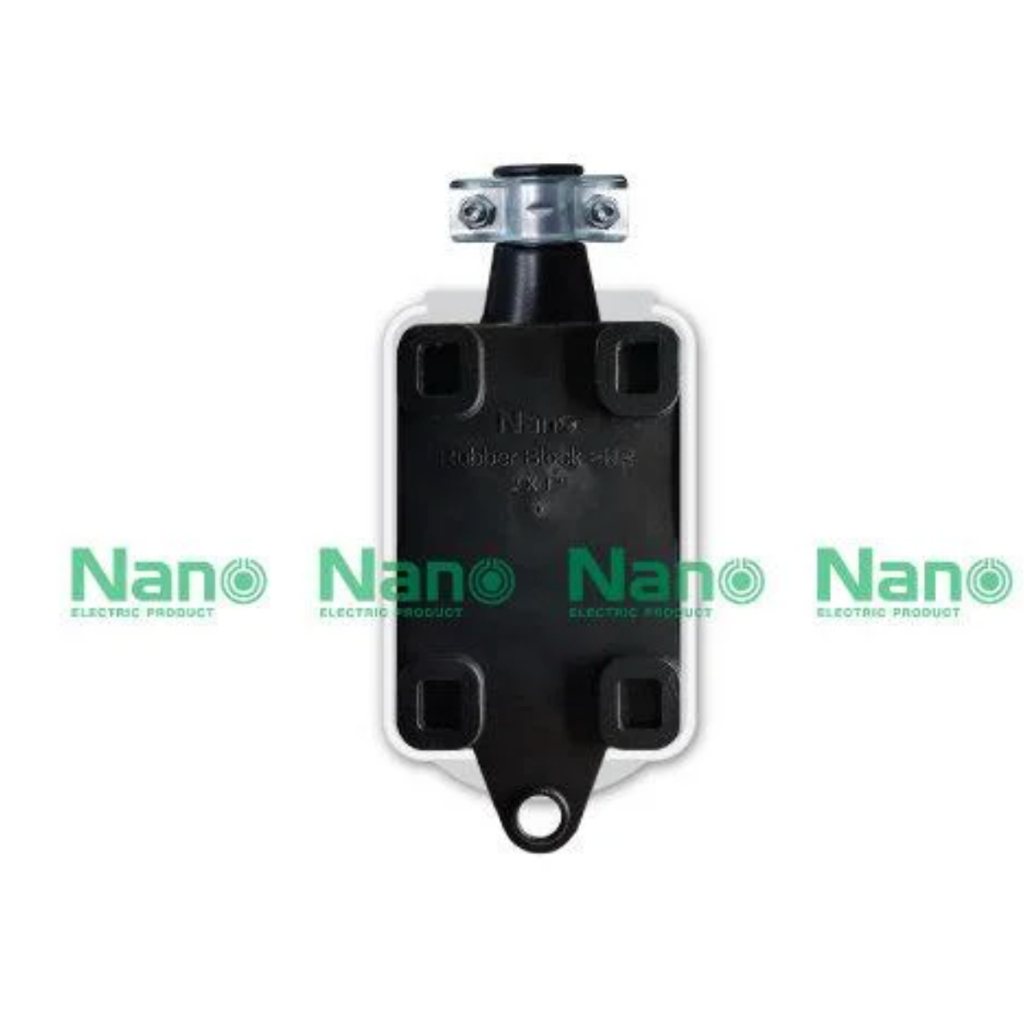 รูปสินค้า Nano RBNS2-NM-CC บล็อคยางพร้อมเต้ารับกราวด์คู่ 1 ตัว และแผ่นเพลท ไม่มีเมนสวิตช์และสายไฟ พร้อมฝา PC กันน้ำแบบหนาพิเศษ