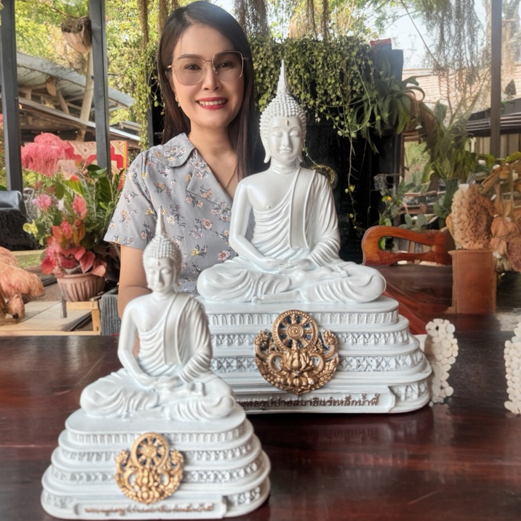 รูปสินค้า พระพุทธรูปปางสมาธิแร่เหล็กน้ำพี้ หน้าตัก 5 นิ้ว