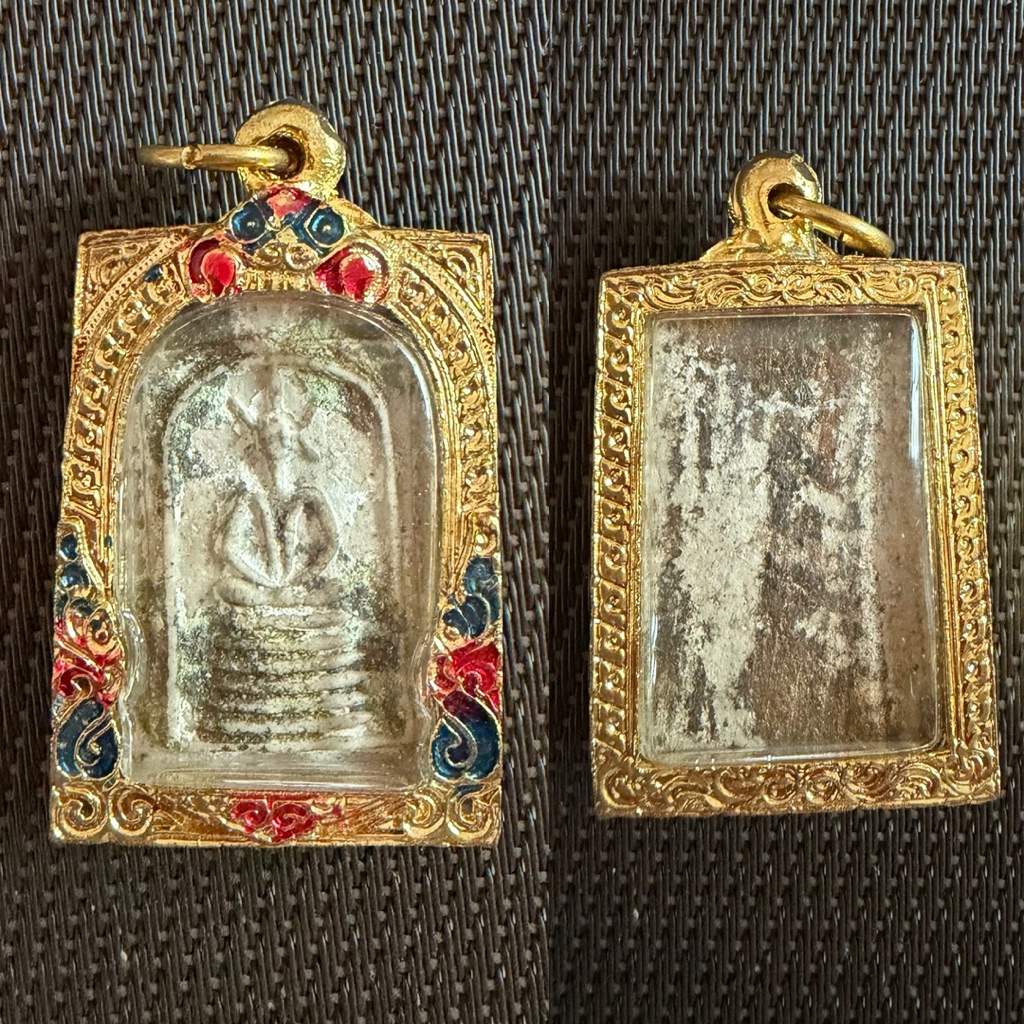 พระสมเด็จวัดระฆัง พิมพ์หลายชั้น สุดยอดพระเครื่องเบญจภาคี