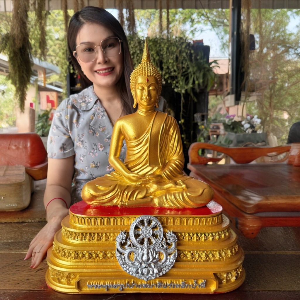รูปสินค้า พระพุทธรูปปางสมาธิแร่เหล็กน้ำพี้ หน้าตัก 5 นิ้ว